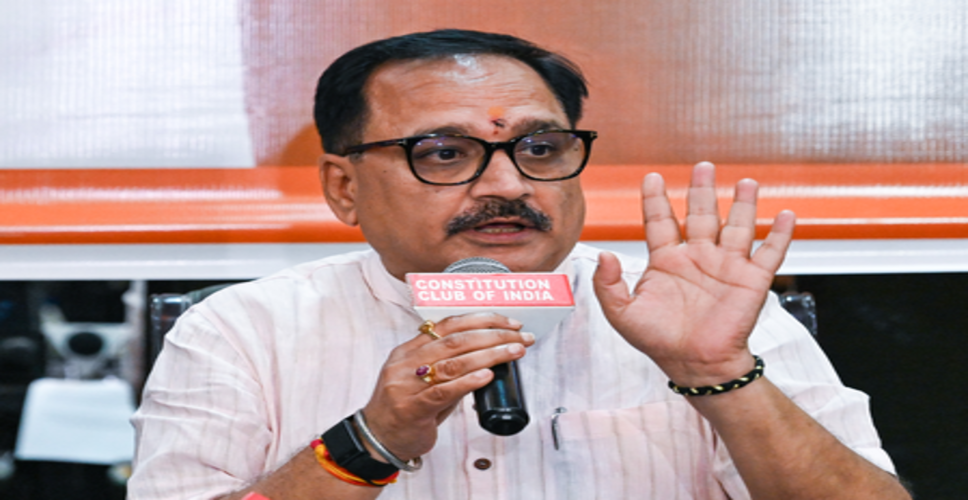 दिल्ली भाजपा अध्यक्ष वीरेंद्र सचदेवा ने प्रधानमंत्री मोदी की 12 साल की जनसेवा की सराहना की