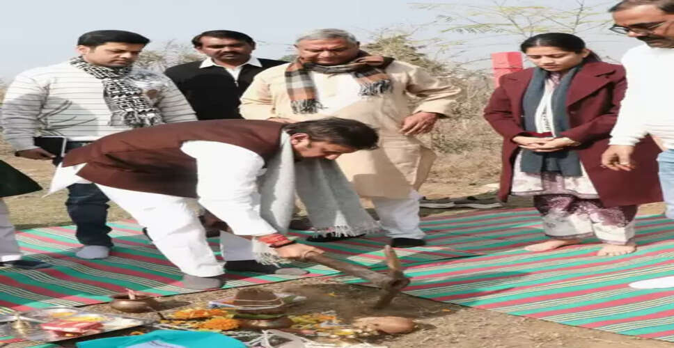 मध्य प्रदेश: रीवा के गौवंश वन्य विहार में बनेंगे ऋषि आश्रम, उप मुख्यमंत्री राजेंद्र शुक्ल ने किया भूमिपूजन