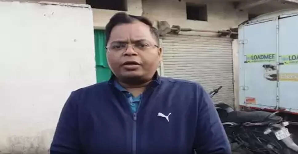 इंदौर में सुरक्षित पेयजल को लेकर प्रशासन अलर्ट, कलेक्टर शिवम वर्मा ने किया भगीरथपुरा का निरीक्षण