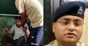 सरकारी स्कूल के हेडमास्टर को छात्रा से छेड़छाड़ के आरोप में हुआ गिरफ्तार, वीडियो में देंखे परिजनों ने जमकर की कुटाई