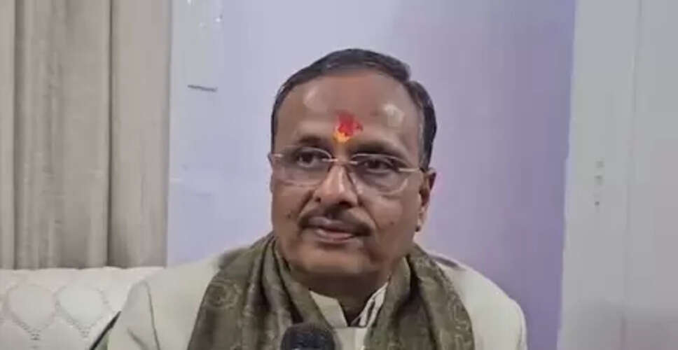 दिनेश शर्मा का सीएम ममता बनर्जी पर निशाना, बोले- मंदिर बनवाने से काम नहीं चलेगा, दिल का मंदिर साफ करो