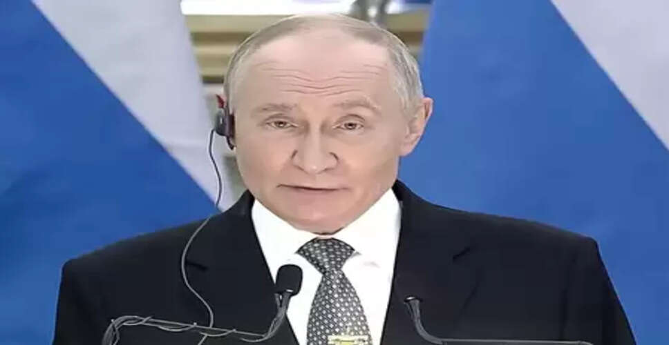 जेलेंस्की और ट्रंप की मुलाकात से पहले कीव पर रूस का बड़ा हमला, क्या अपनी स्थिति मजबूत कर रहे हैं पुतिन?