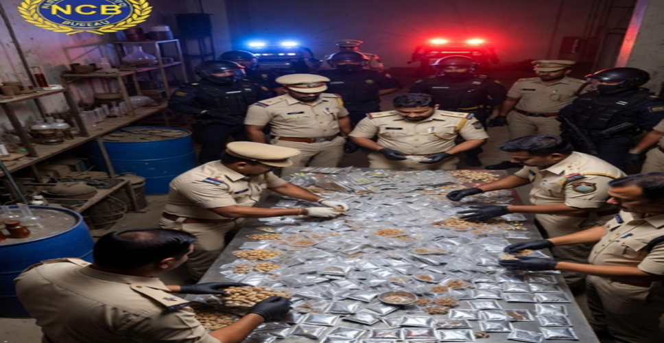 मुंबई: नारकोटिक्स सेल ने ड्रग्स बनाने वाली फैक्ट्री का किया पर्दाफाश, 50 करोड़ की ड्रग्स बरामद