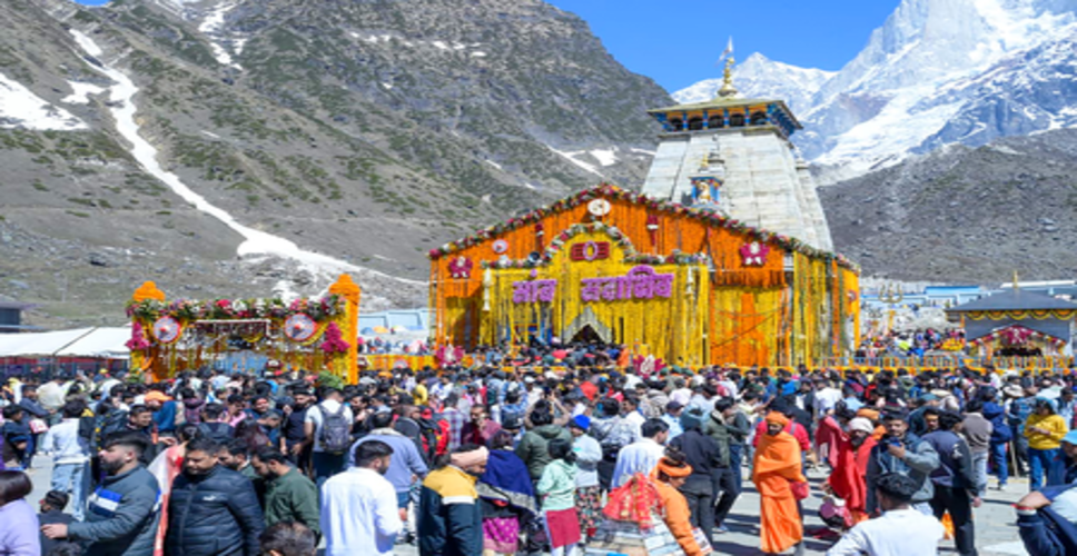 चारधाम यात्रा ने रचा कीर्तिमान, दर्शनार्थियों की संख्या 12.60 लाख के पार