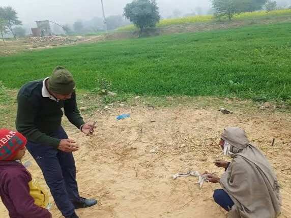 बूंदी में हायना का खौफ: गांव के पास दिखा जरख, वीडियो में देंखे कई मवेशियों के शिकार की आशंका से ग्रामीण दहशत में