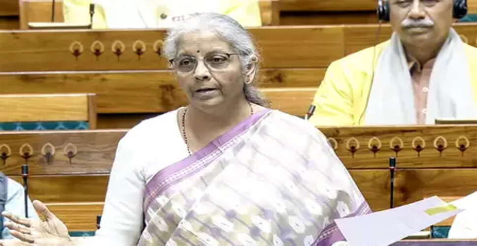 केंद्र की बहुआयामी रणनीति देश की अर्थव्यवस्था में खपत को दे रही बढ़ावा : वित्त मंत्री