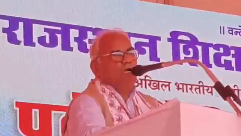 मदन दिलावर का शिक्षकों को कडा आदेश, स्कूलों में विदेशी सामान खरीदने पर 12 प्रतिशत ब्याज सहित होगी वसूली