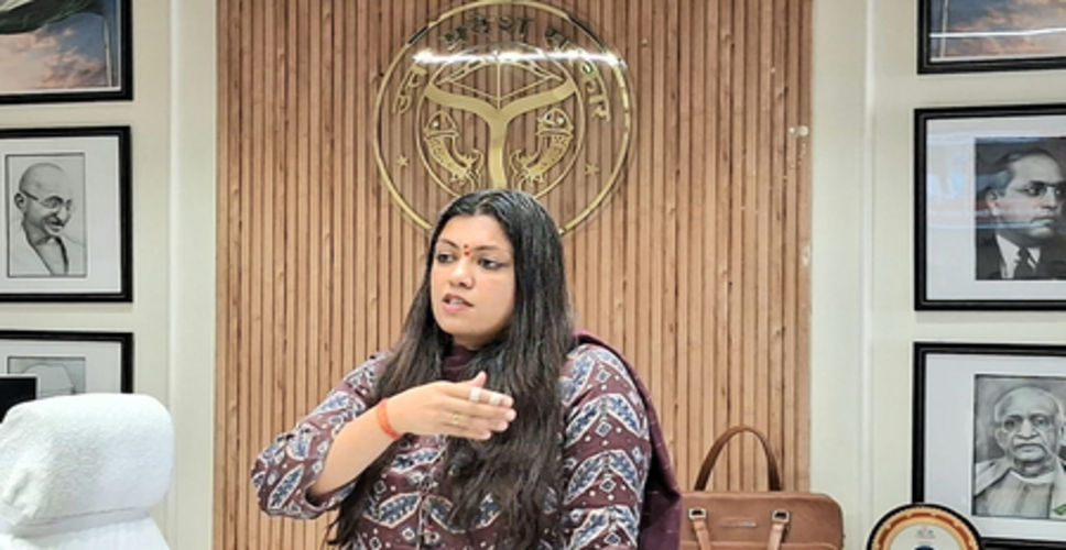 गौतमबुद्ध नगर: श्रमिकों के बेहतर स्वास्थ्य के लिए जिला प्रशासन सक्रिय, औद्योगिक क्षेत्रों में लगेंगे मेडिकल कैंप