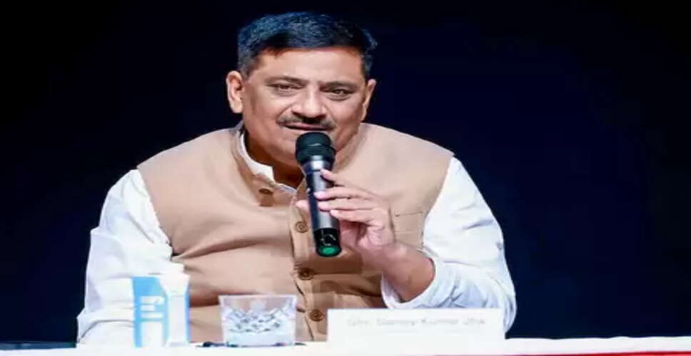 बिहार में 2030 तक जो सरकार चलेगी, वह नीतीश कुमार के मार्गदर्शन में ही चलेगी : संजय झा