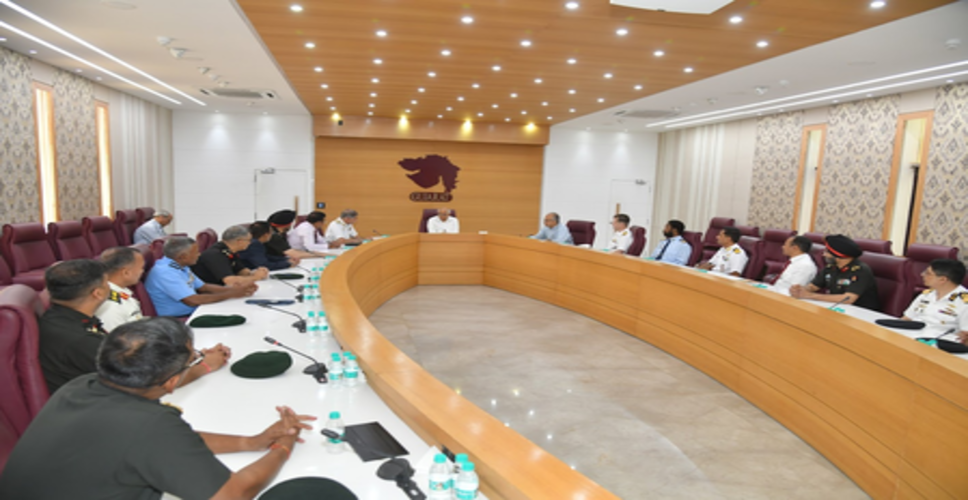 एनडीसी के अधिकारियों ने सीएम भूपेंद्र पटेल से की भेंट, गुजरात की विकास गाथा जानने में दिखाई उत्सुकता