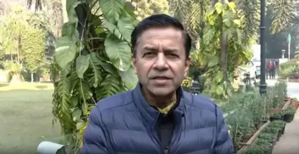 शशांक मणि त्रिपाठी का राहुल गांधी पर तंज, कहा- भारत और चीन की तुलना करना सेब और संतरे जैसी