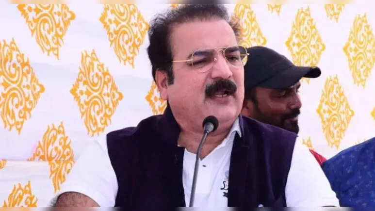 पानी विवाद पर खाचरियावास का पलटवार, कहा—‘बयानबाजी से नहीं रुक सकता राजस्थान का पानी’