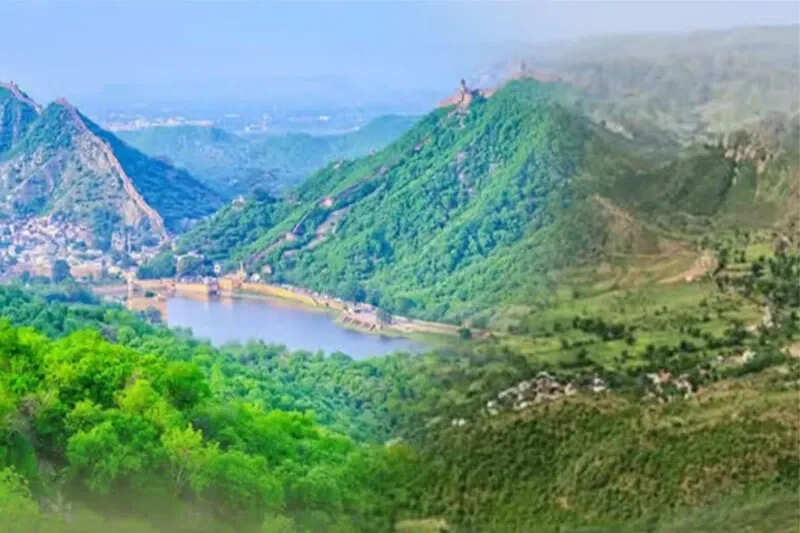 अरावली पर सुप्रीम कोर्ट का ‘सुप्रीम’ फैसला: 10 मार्च तक जवाब, खनन पर ब्रेक