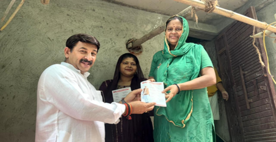 दिल्ली भाजपा ने 256 मंडलों में घर-घर जाकर &lsquo;महा जन संपर्क अभियान&rsquo; चलाया