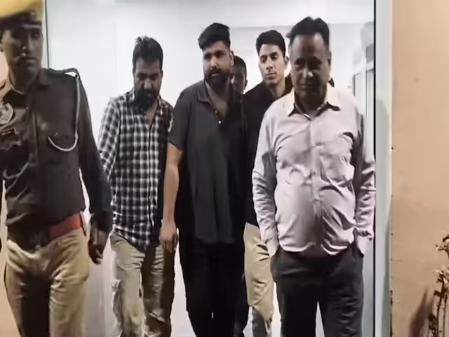 राजस्थान में SOG की बड़ी कार्रवाई, तीन डॉक्टर गिरफ्तार... 16 लाख में खरीदा फर्जी सर्टिफिकेट