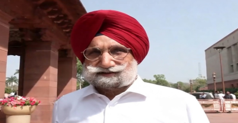 पंजाब में बारिश-ओलावृष्टि से फसल बर्बाद, रंधावा ने केंद्र से किसानों के लिए राहत पैकेज की मांग की