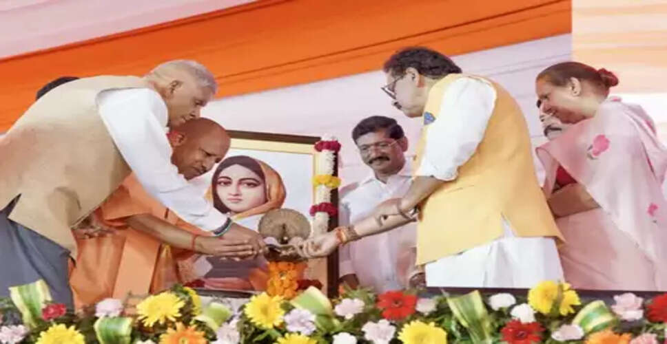 यूपी की धरती से बना सैन्य साजो-सामान दुश्मन के कानों में गूंजता रहेगा : उपराष्ट्रपति जगदीप धनखड़