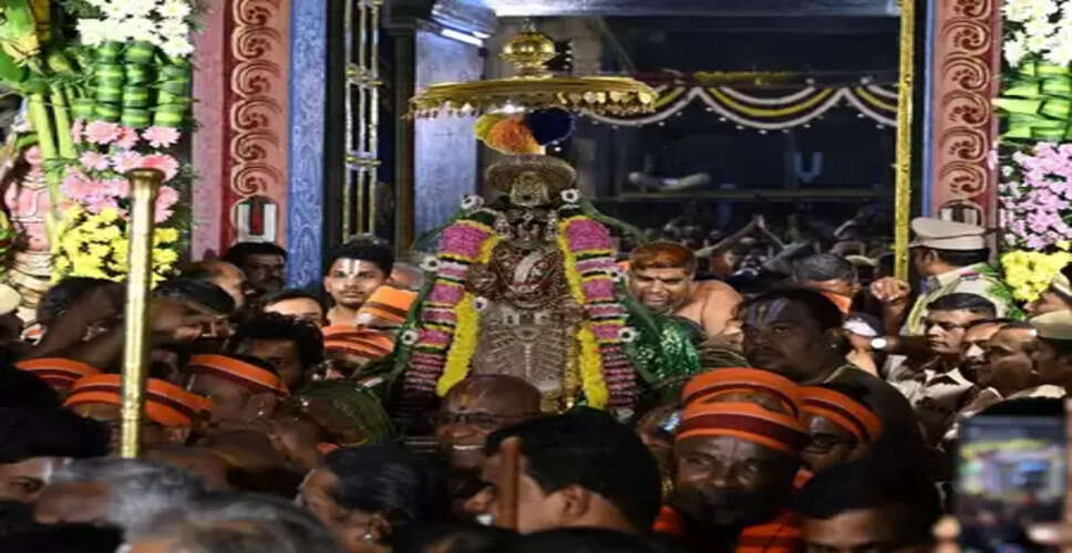 तमिलनाडु: श्रीरंगम मंदिर में श्रद्धा के साथ मनाया गया वैकुंठ एकादशी उत्सव