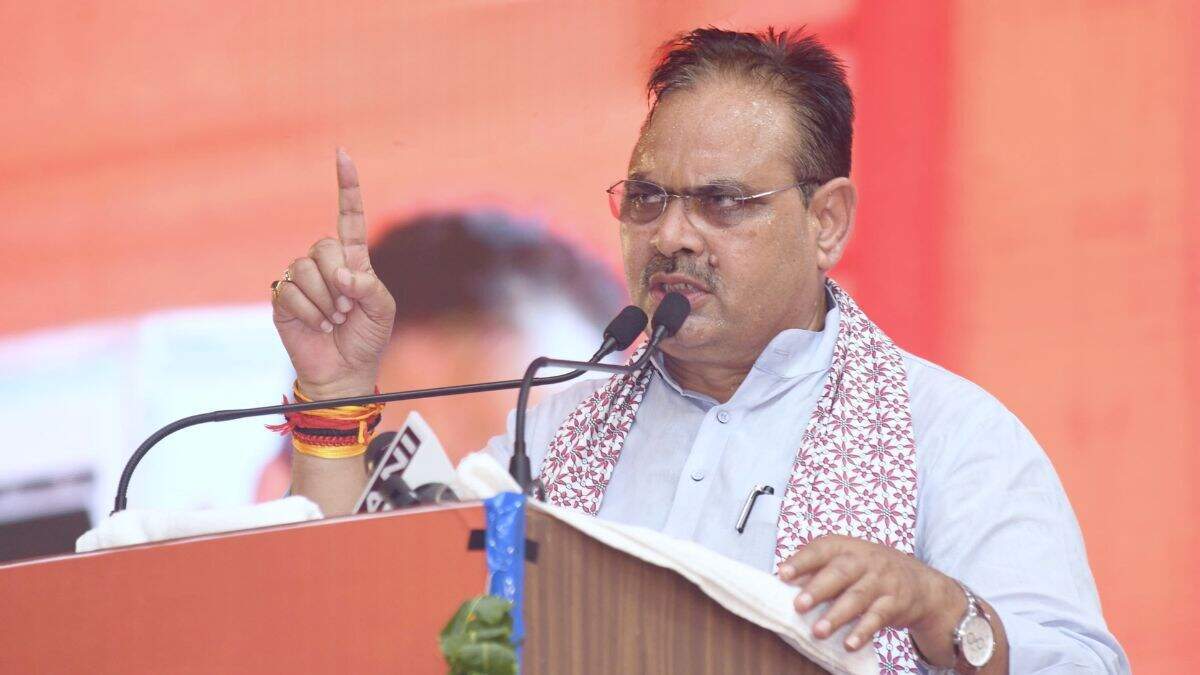 सीएम भजनलाल शर्मा का बयान, एक्सक्लुसीव वीडियो में देखें बोले- ढ़ाई साल में एक भी पेपरलीक नहीं हुआ, एक गांव से 13 युवाओं को मिली नौकरी
