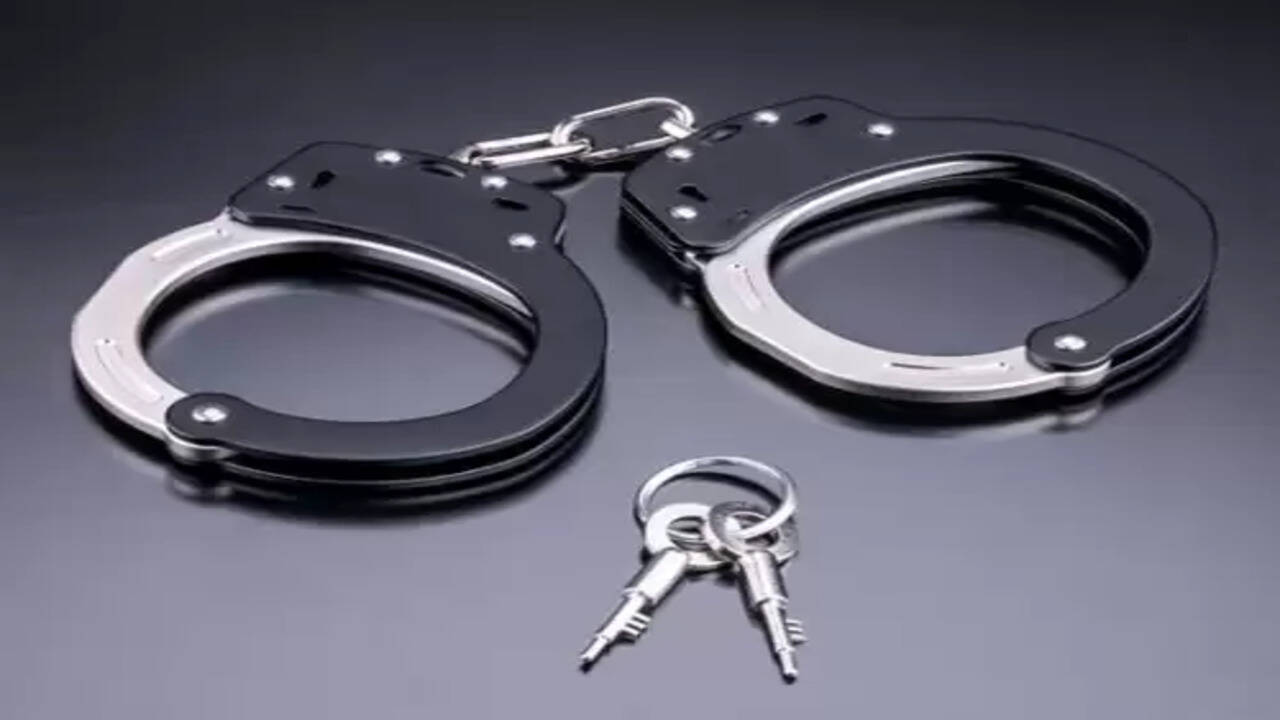 गौतमबुद्धनगर में इनामी अपराधियों पर पुलिस का शिकंजा, साढ़े तीन साल में 353 गिरफ्तार