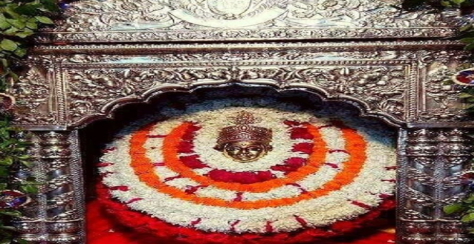 नवरात्रि के आठवें दिन मां महागौरी की कृपा पाने के लिए इन मंदिरों में करें दर्शन