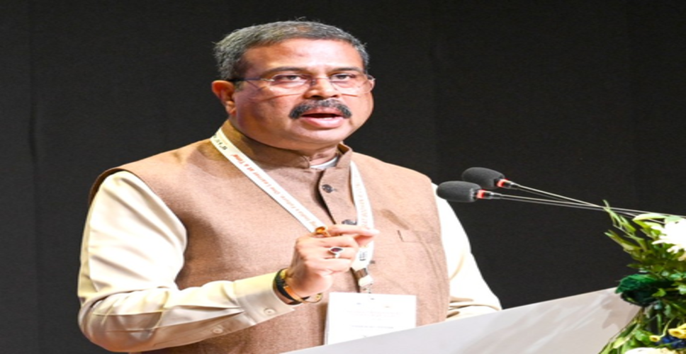 धर्मेंद्र प्रधान ने पश्चिम मिदनापुर से की &lsquo;परिवर्तन संकल्प यात्रा&rsquo; की शुरुआत, ममता बनर्जी पर निशाना साधा