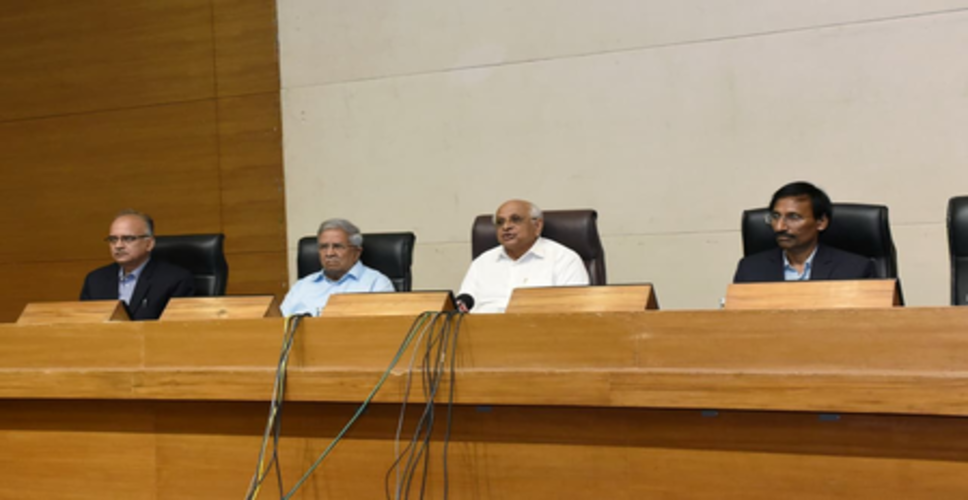 गुजरात सरकार ने एक्साइज ड्यूटी कटौती का किया स्वागत, सीएम भूपेंद्र पटेल ने पीएम मोदी को सराहा