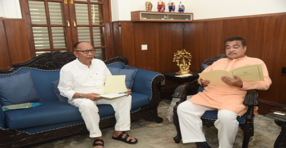 मणिपुर के मुख्यमंत्री की केंद्रीय मंत्री नितिन गडकरी से मुलाकात, हाईवे प्रोजेक्ट्स के लिए जल्द मंजूरी मांगी