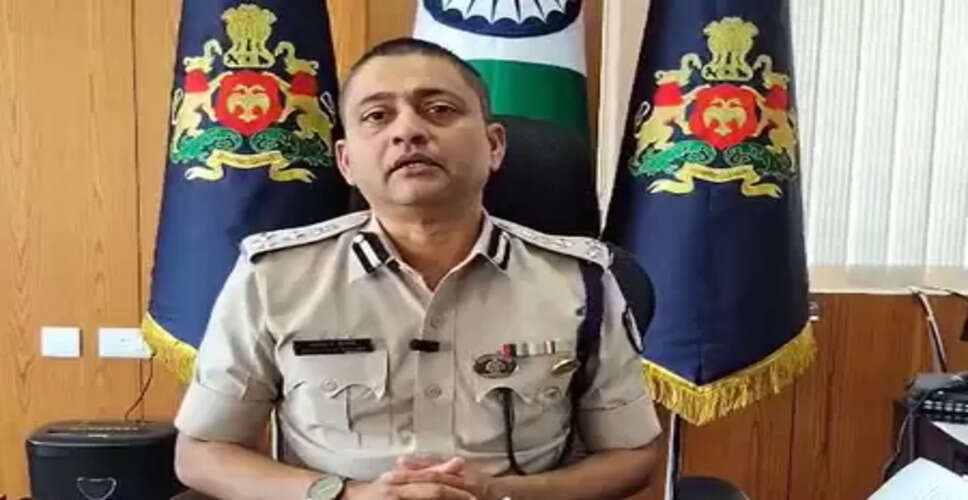 कर्नाटक के बेलगावी में चिट फंड फ्रॉड: महिलाओं से करोड़ों रुपए की ठगी, कमिश्नर से शिकायत की