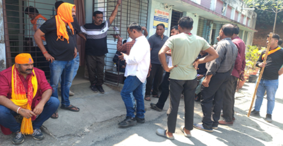 हजारीबाग में रामनवमी उत्सव के दौरान खूनी संघर्ष में दो की मौत, 450 से अधिक घायल