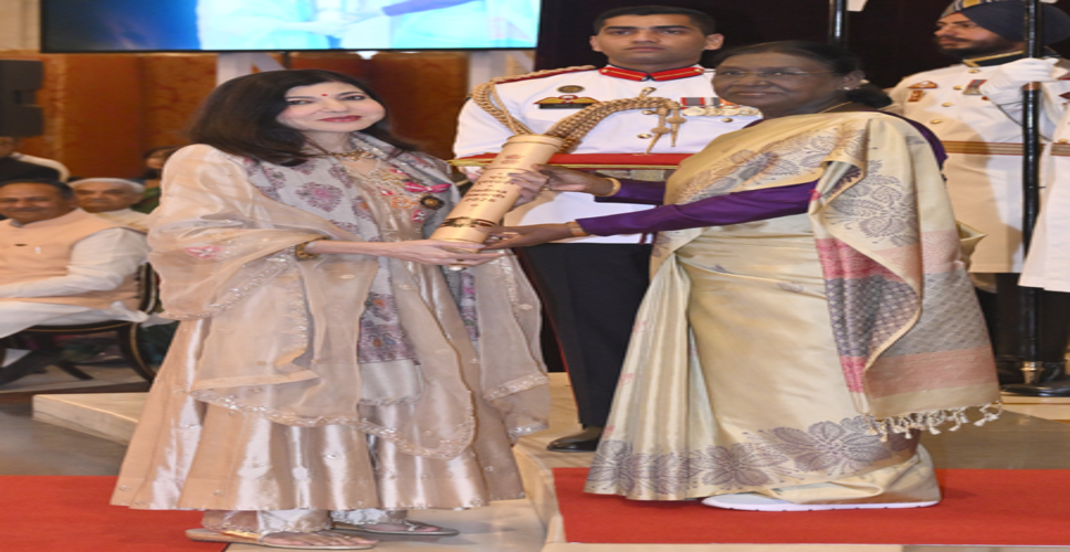 आर माधवन को पद्म श्री, अलका याग्निक, और ममूटी को पद्म भूषण से सम्मानित किया गया