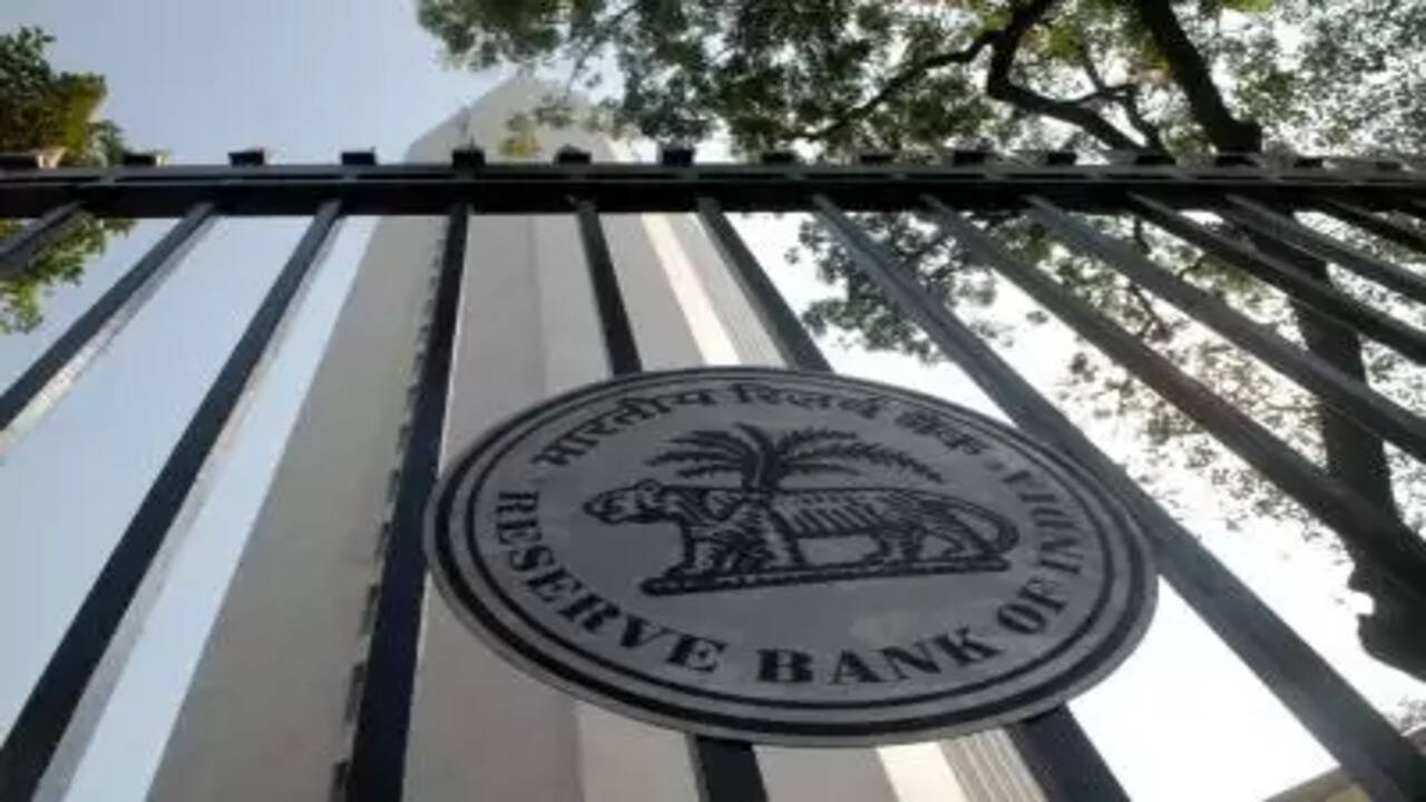 आरबीआई ने रिवर्स रेपो नीलामी के माध्यम से जुटाई 3.53 लाख करोड़ रुपए से ज्यादा की राशि