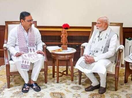सीएम भजनलाल शर्मा ने पीएम मोदी को पत्र लिखकर दी बधाई, वीडियो में देंखे कार्यकाल को बताया “सेवा और जनकल्याण का प्रतीक”