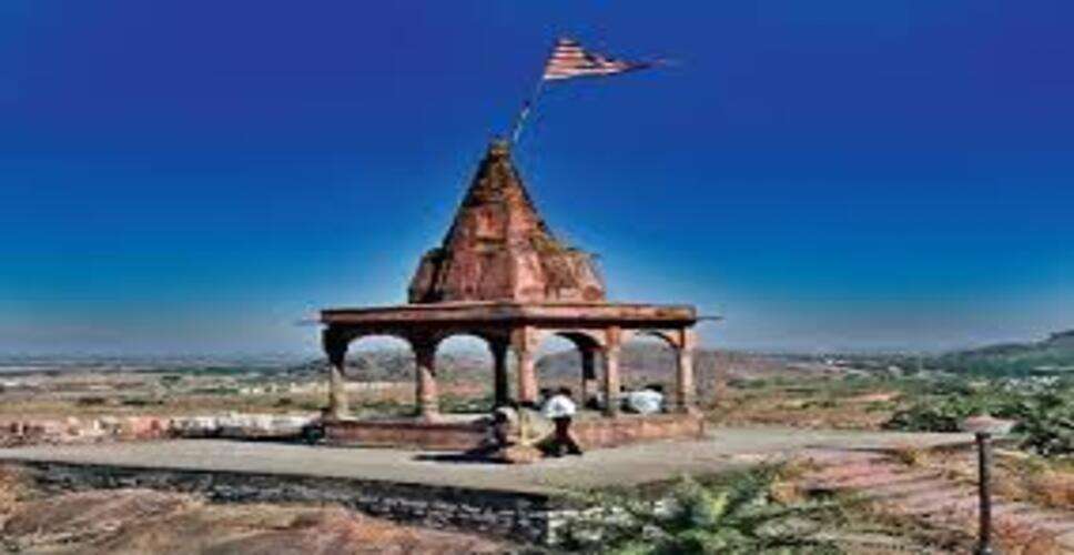 राजस्थान में अनोखी पहल: मंदिरों के चढ़ावे से बनेगी ऑर्गेनिक खाद, फूलों का होगा पुनः उपयोग