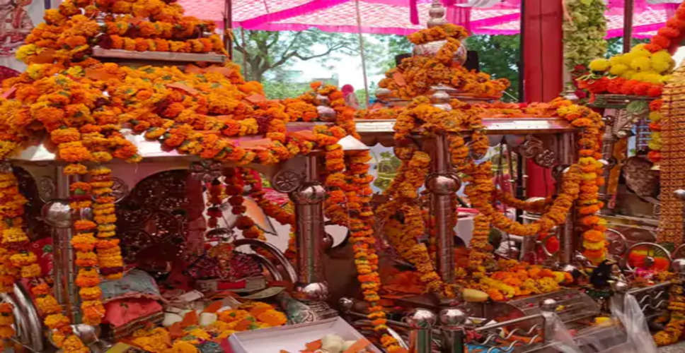 Bhilwara में ऐतिहासिक जुलूस का पुष्प वर्षा से हुआ भव्य स्वागत