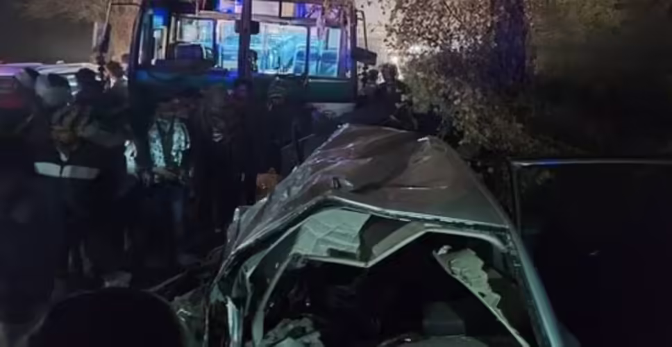 करौली में कार और बस की टक्कर में 5 लोगों की मौत, वीडियो में देखें खौफनाक मंजर&nbsp;