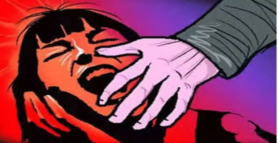Sirohi में महिला के साथ अश्लील फोटो लीक करने की धमकी देकर बलात्कार करने का मामला, बंदी बनाकर कमरे में रखने व देहशोषण करने का मामला दर्ज