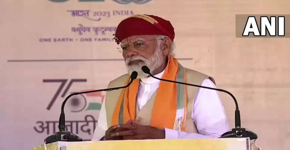 PM Modi Rajasthan Visit : राजस्थान की यह कैसी सरकार है जहां मुख्यमंत्री को अपने विधायकों पर भरोसा नहीं और विधायक को अपने मुख्यमंत्री पर - पीएम मोदी 