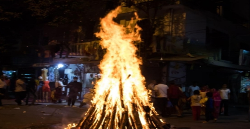 बीकानेर में परंपरागत उल्लास के साथ मनी होली, &lsquo;साले की होली&rsquo; का देर रात दहन