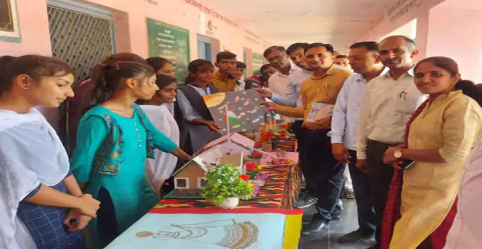  Jalore के सांचौर में किशोरी बाल शैक्षिक मेले का हुआ आयोजन, कक्षा 6 से 12 तक के 200 से अधिक बच्चों ने लिया भाग, अतिथियों ने बच्चों के हुनर परखे