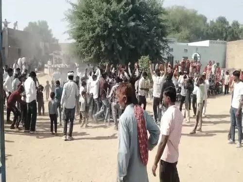 बीकानेर में चुनाव परिणाम के बाद बवाल, पत्थरबाजी और पुलिस वाहनों पर हमला; 150 से ज्यादा लोगों पर FIR