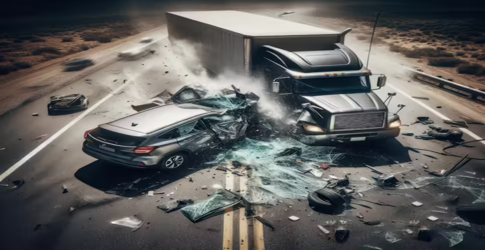 दिल्ली-जयपुर हाईवे पर दर्दनाक हादसा! खड़े ट्रेलर में जा घुसी तेज रफ़्तार कार, 3 लोगों की ऑन द स्पॉट हुई मौत&nbsp;