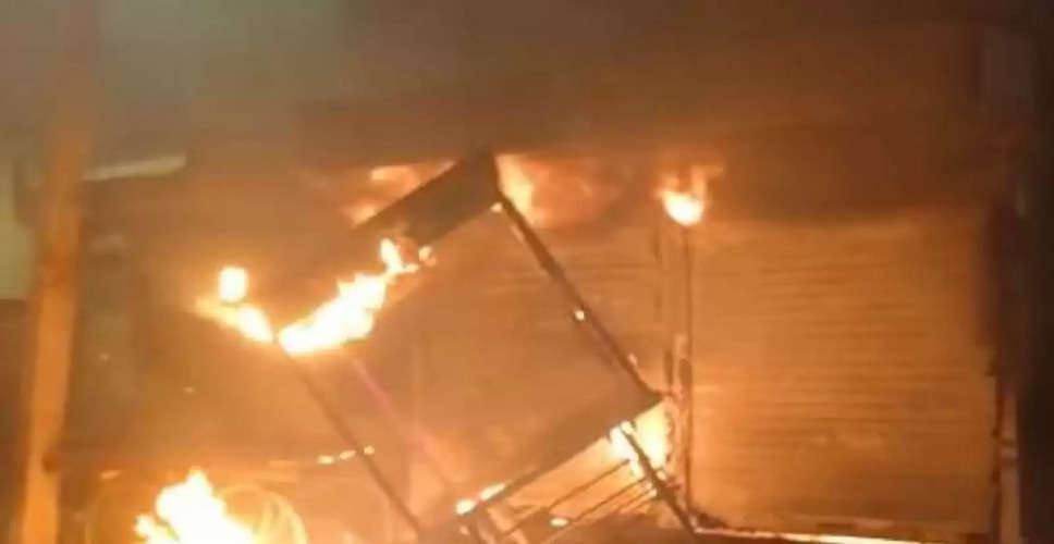 Banswara हॉस्टल के गोदाम में लगी आग, मची भगदड़, सभी सुरक्षित