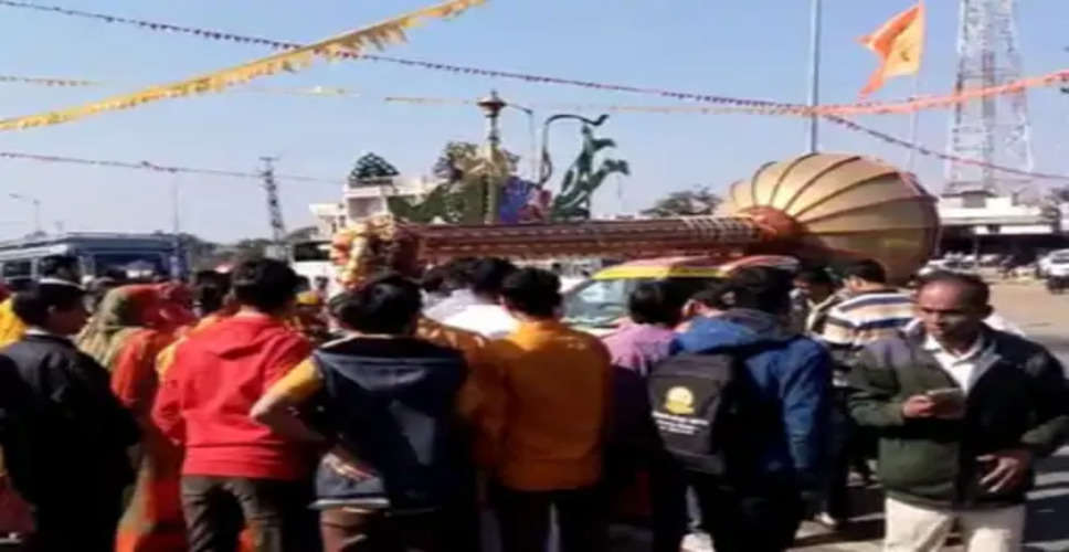 Banswara जिले में पहुंची 21 फीट की हनुमान गदा, हिंदू संगठनों में उत्साह 