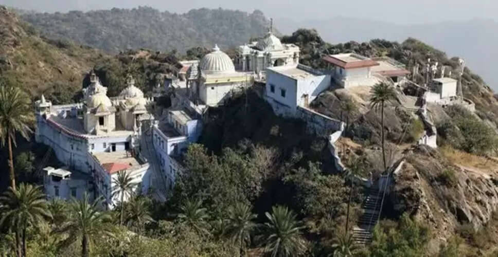 Sirohi ऐतिहासिक अचलगढ़ किले का जीर्णोद्धार हो तो पर्यटकों की संख्या बढ़ेगी