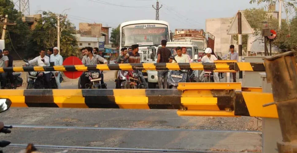 Jalore&nbsp;रेलवे अंडरब्रिज और फुट ओवरब्रिज की मांग, सौंपा ज्ञापन&nbsp;