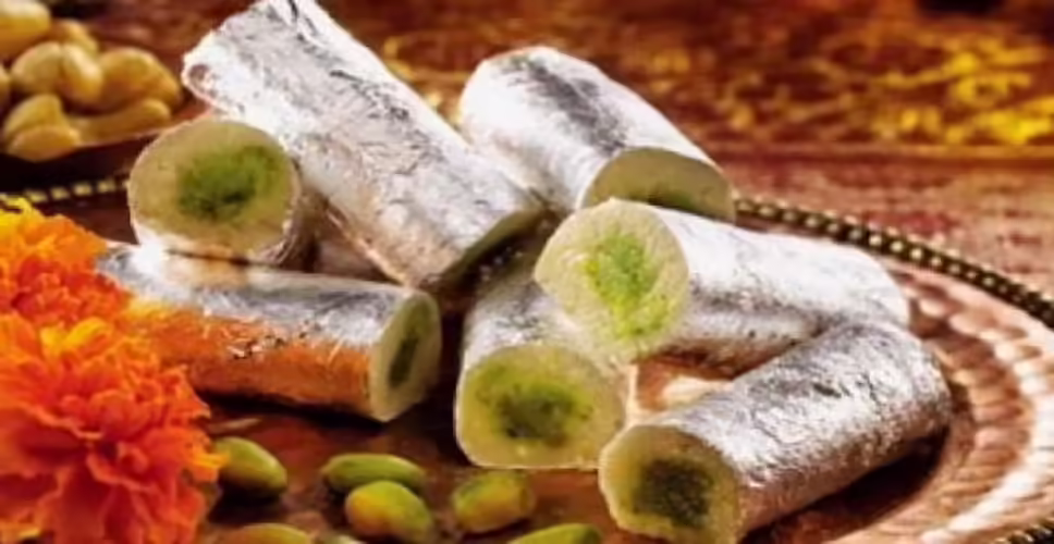 इस राजस्थानी मिठाई के लिए करना पड़ता है साल भर इंतजार, जानें क्या खासियत,  मुंह में आ जाएगा पानी