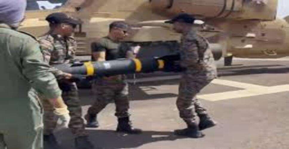 राजस्थान के रेगिस्तान में अमेरिकी हेलफायर मिसाइलों का परीक्षण, धमाकों से गूंजा इलाका