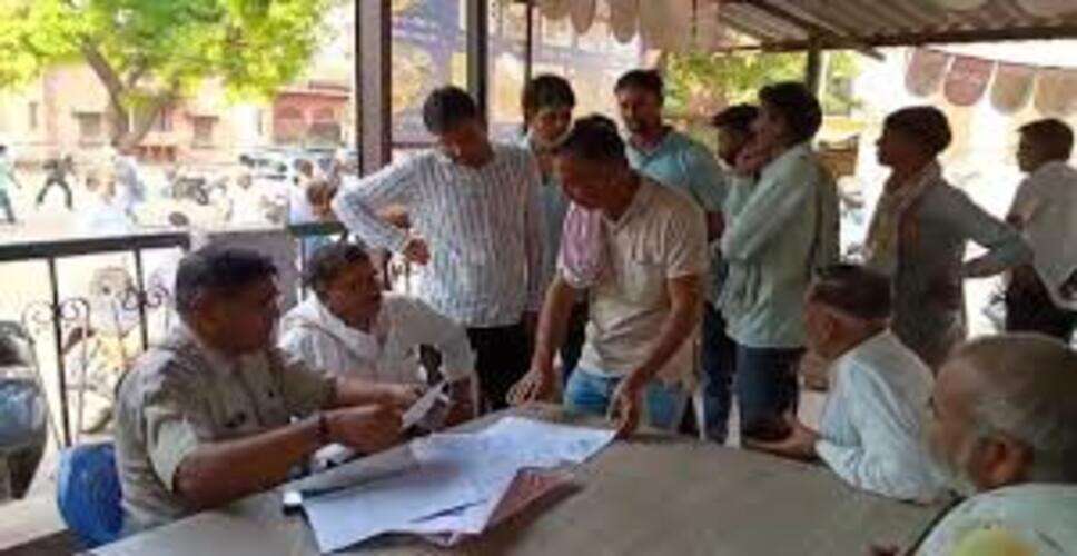 अलवर में दर्दनाक सड़क हादसा: कॉन्स्टेबल की कार ने बाइक सवारों को मारी टक्कर, एक की मौत