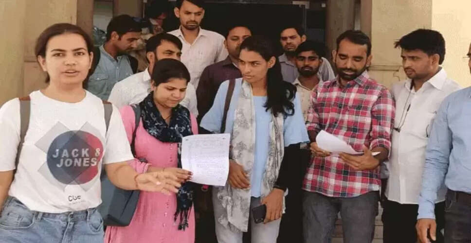 Rajasthan Breaking News दिल्ली में सोनिया गांधी के सचिव से कोविड सहायकों की मुलाकात, 4 दिन का अल्टीमेटम देकर जयपुर लौटे